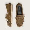 Mocasines Cruise para mujer en gamuza color caqui con flecos y cuentas multicolores
