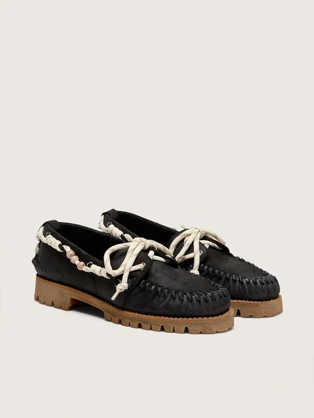 Mocasines Cruise para mujer en gamuza encerada negra con cordones negros de senderismo