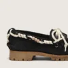 Mocasines Cruise para mujer en gamuza encerada negra con cordones negros de senderismo