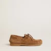 Mocasines Young Cruise en gamuza color marrón claro