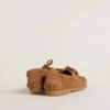 Mocasines Young Cruise en gamuza color marrón claro