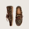 Mocasines Young Cruise en piel de potro con estampado de leopardo