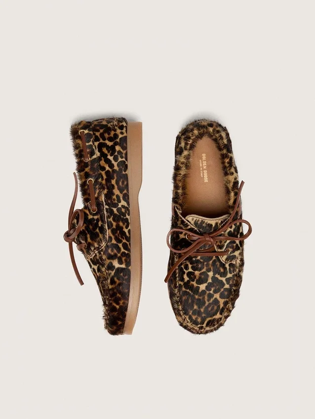 Mocasines Young Cruise en piel de potro con estampado de leopardo