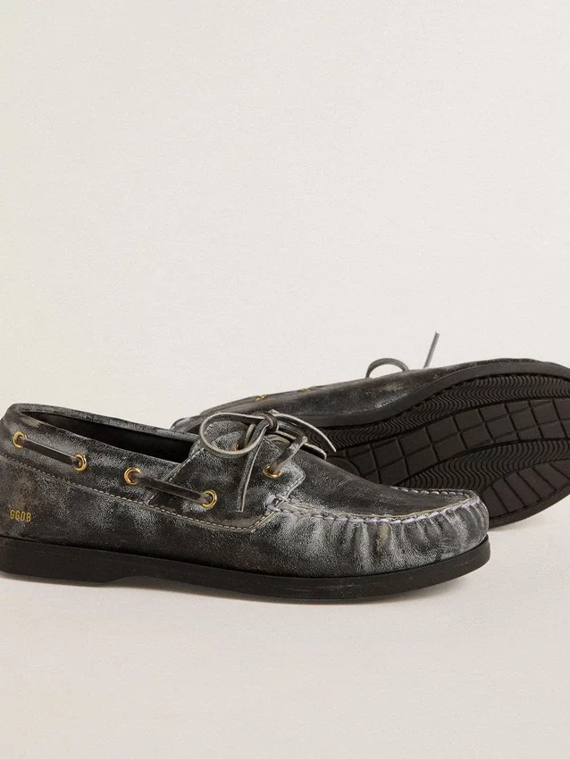Mocasín Cruise para niños en cuero negro desgastado