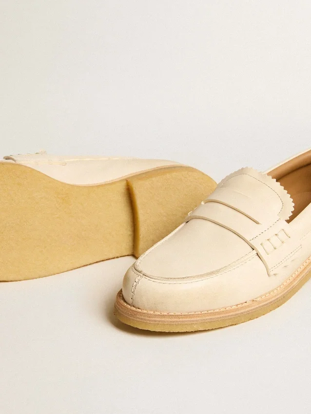 Mocasín Jerry en cuero blanco mantequilla