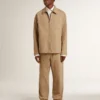 Pantalones beige para hombre con parches
