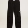 Pantalones cargo de nailon ripstop de color negro