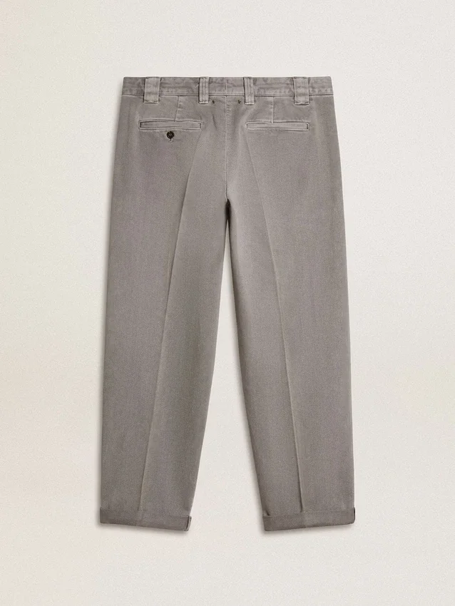 Pantalones chino de algodón color gris