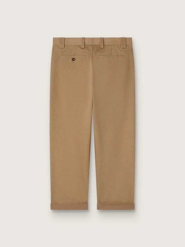 Pantalones chinos beige caqui de la Golden Collection