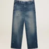 Pantalones chinos de mezclilla para hombre con detalles desgastados