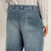 Pantalones chinos de mezclilla para hombre con detalles desgastados