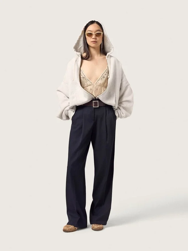 Pantalones de gabardina de lana negros para mujer