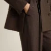 Pantalones de lana virgen marrones para mujer