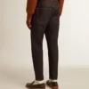 Pantalones de mezclilla azul oscuro para hombre en denim de un solo lavado