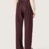 Pantalones de mezclilla para mujer en denim color burdeos con cristales degradados