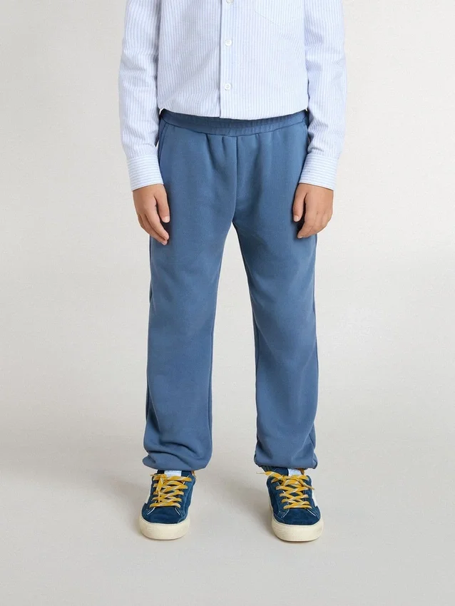 Pantalones deportivos azules para niños con bordado