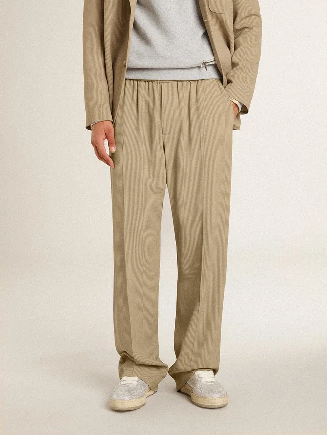 Pantalones deportivos para hombre color travertino