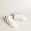 Purestar con estrella blanca de origen biológico y lengüeta de talón de cuero verde mate