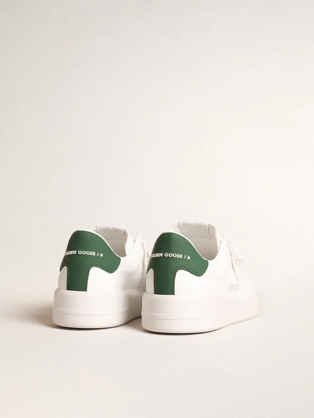 Purestar con estrella blanca de origen biológico y lengüeta de talón de cuero verde mate