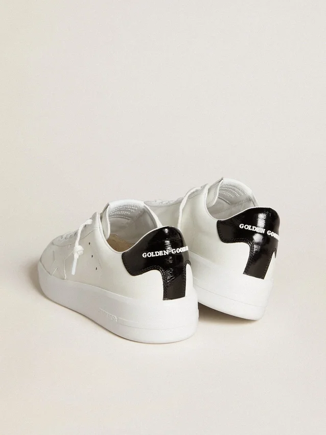 Purestar para mujer con estrella de cuero y lengüeta del talón de charol negro