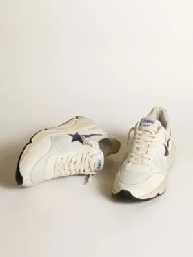 Running Sole en cuero blanco y malla con estrella de cuero laminado azul