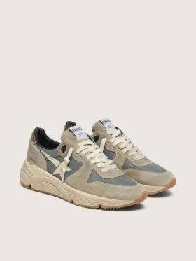 Running Sole en gamuza gris con estrella blanca y lengüeta trasera blanca