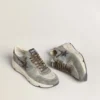 Running Sole para hombre en nylon azul claro con estrella negra y lengüeta del talón de cuero verde