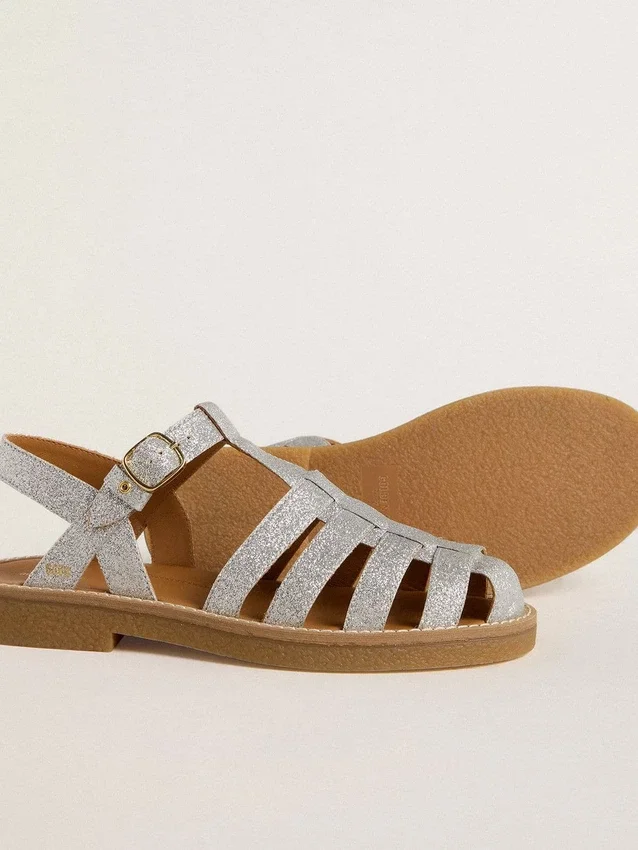 Sandalias Maxime Junior en microbrillo plateado