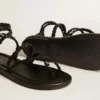 Sandalias planas Penelope para mujer en cuero negro