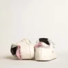 Set escolar para bebé en piel napa blanca con lengüeta del talón de piel rosa