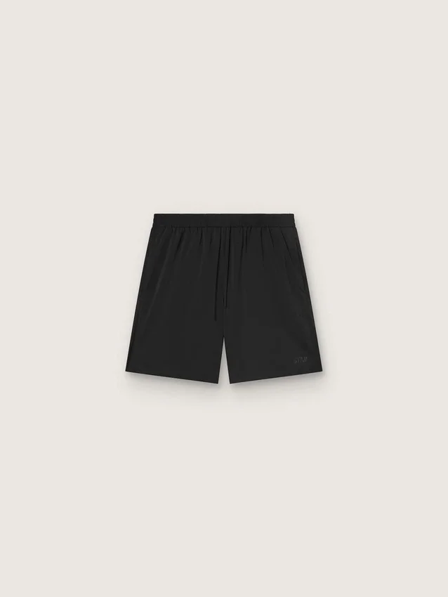 Shorts deportivos negros de doble capa para hombre