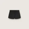 Shorts deportivos negros de doble capa para mujer