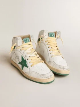 Sky-Star en cuero blanco con estrella de cuero verde