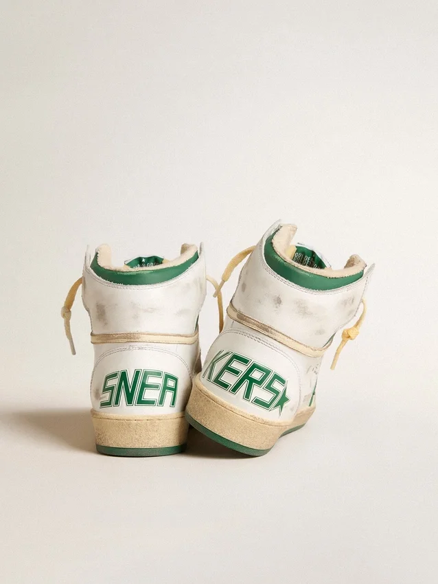 Sky-Star en cuero blanco con estrella de cuero verde