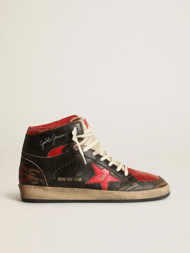 Sky-Star para hombre en cuero negro brillante con estrella roja