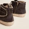 Slide para hombre negro con tachuelas