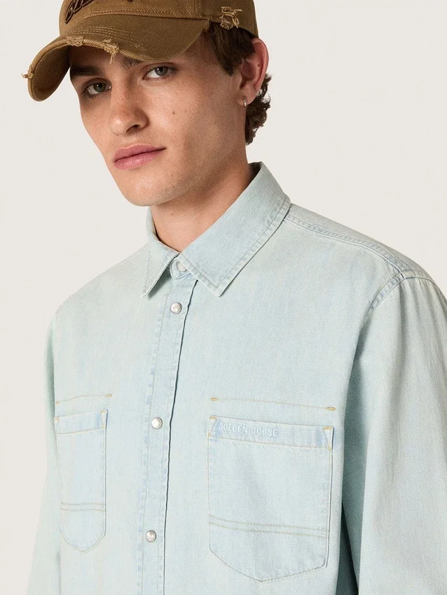 Sobrecamiseta para hombre en denim azul claro