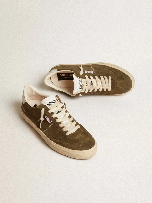 Soul Star para hombre en gamuza verde con lengüeta y talonera de cuero blanco