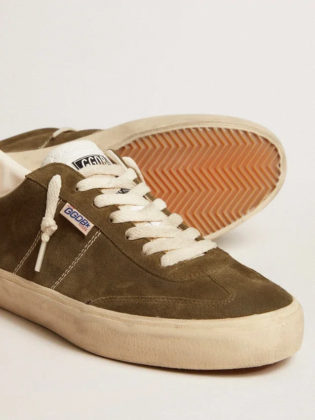 Soul Star para hombre en gamuza verde con lengüeta y talonera de cuero blanco