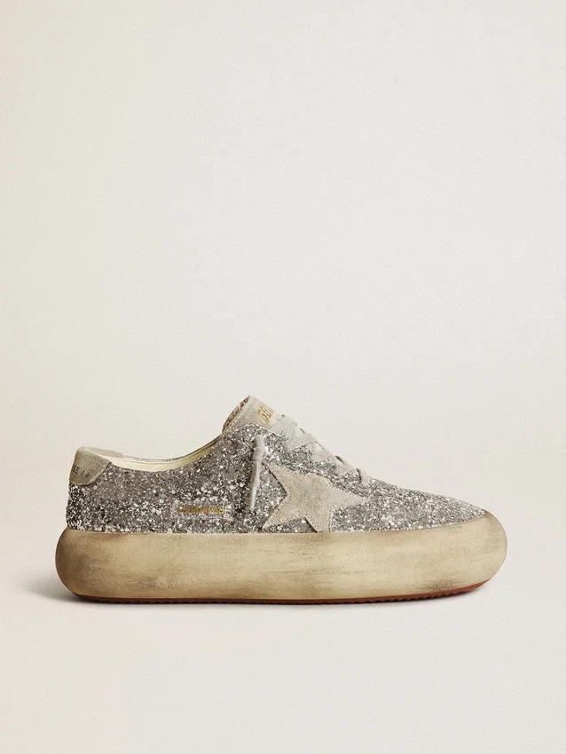 Space-Star para mujer en brillo plateado con estrella gris hielo