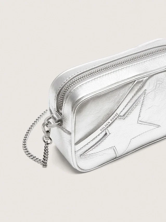 Star Bag Mini para mujer en piel laminada plateada con estrella tono sobre tono