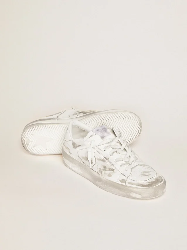 Zapatillas Stardan de cuero blanco con acabado desgastado