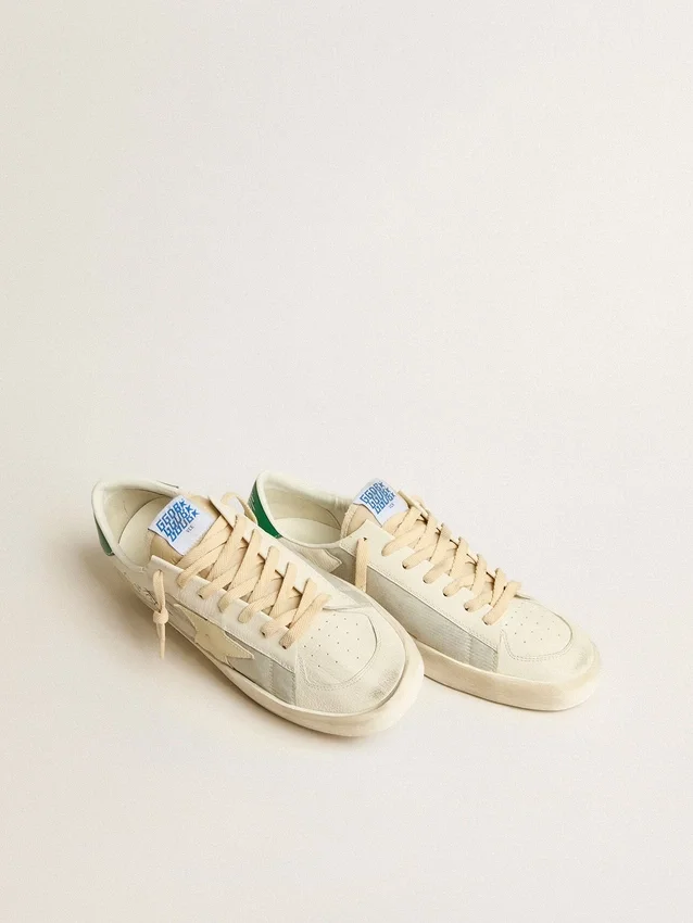 Stardan en piel napa blanca con estrella de piel color crema