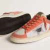 Stardan LTD en gamuza y malla color coral con estrella de cuero negro
