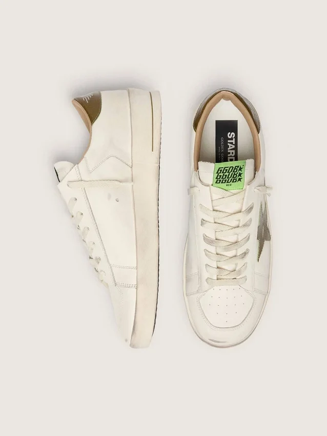 Stardan para hombre en cuero blanco con estrella y lengüeta en el talón de cuero con estampado de serpiente en verde militar