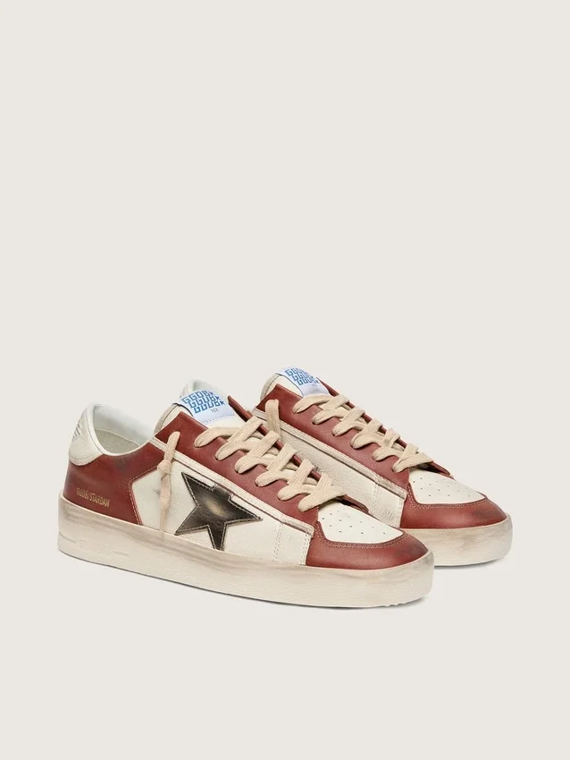 Stardan para hombre en cuero blanco y rojo ladrillo con estrella de cuero laminado verde oliva