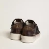 Stardan para hombre en gamuza marrón y malla negra con estrella de cuero blanco e inserciones de cuero napa