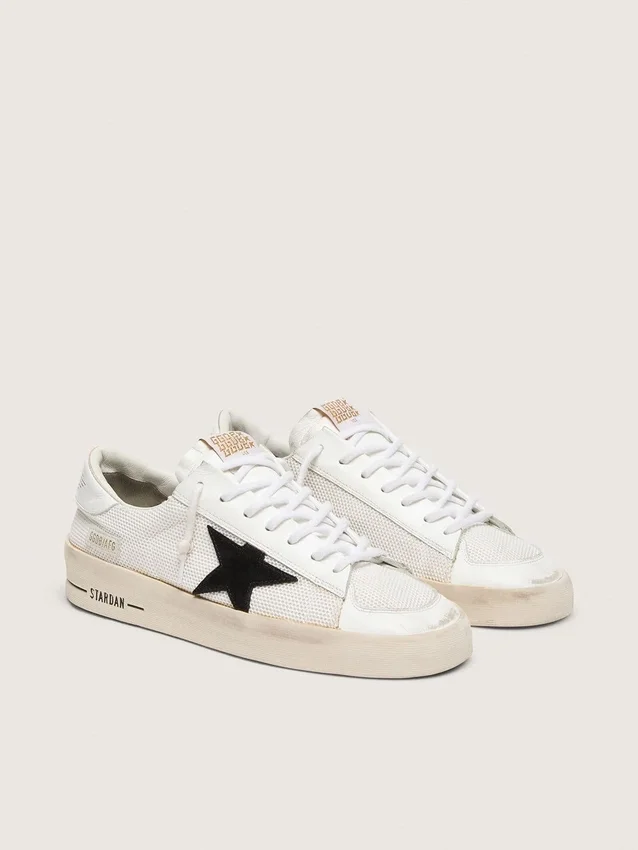 Stardan para hombre en malla blanca con estrella de gamuza negra