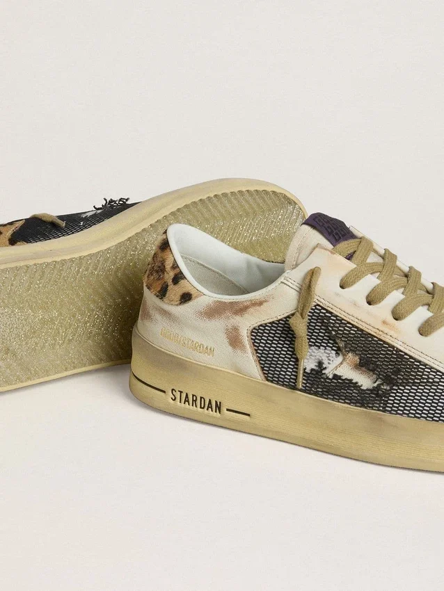 Stardan para mujer en napa y malla con lengüeta en el talón de piel de potro con estampado de leopardo