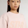 Sudadera rosa para niñas con letras rosas en el frente